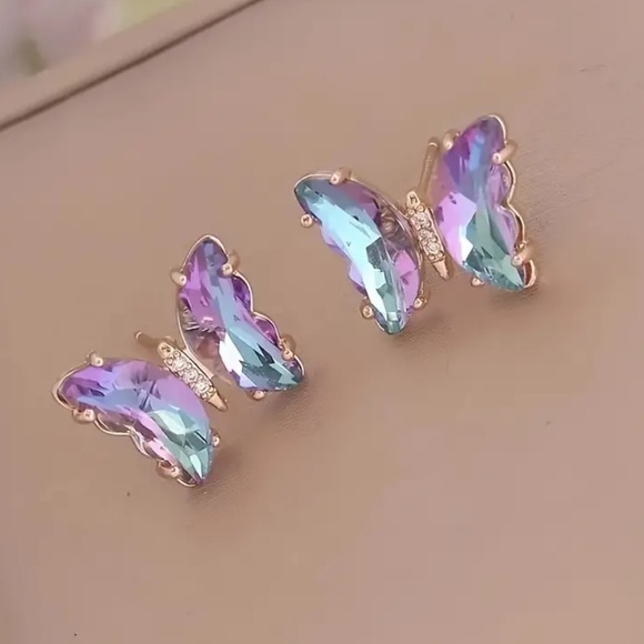 Jewelry - NEW SUMMER Elegant Vacation Trendy Light Purple Gold 18k Butterfly Stud Earrings